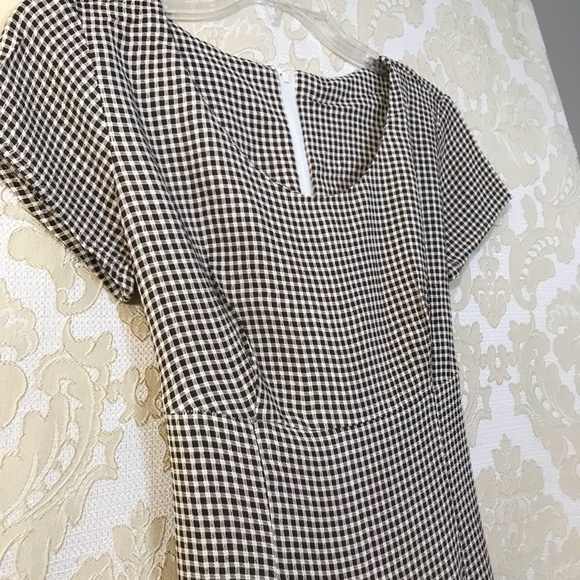 Cute dress with side pockets - Picture 2 of 4